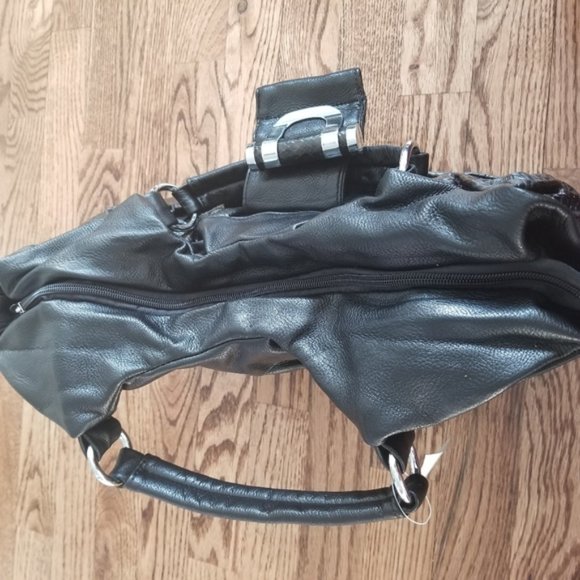 NWT Lavish Snakeskin Look Handbag with Long Strap Reptile Print Everyday Accents - Picture 3 of 8